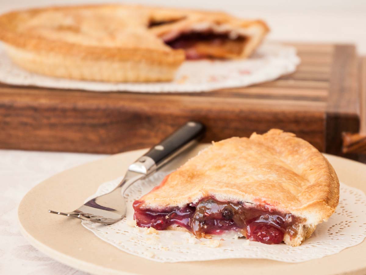 Tarte aux quatre-fruits et sucre à la crème